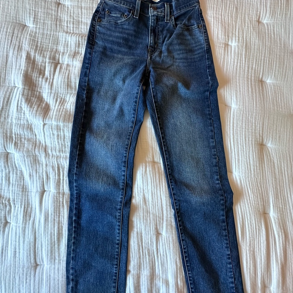 Women’s Levi's 724 High Rise straight Blue Jeans